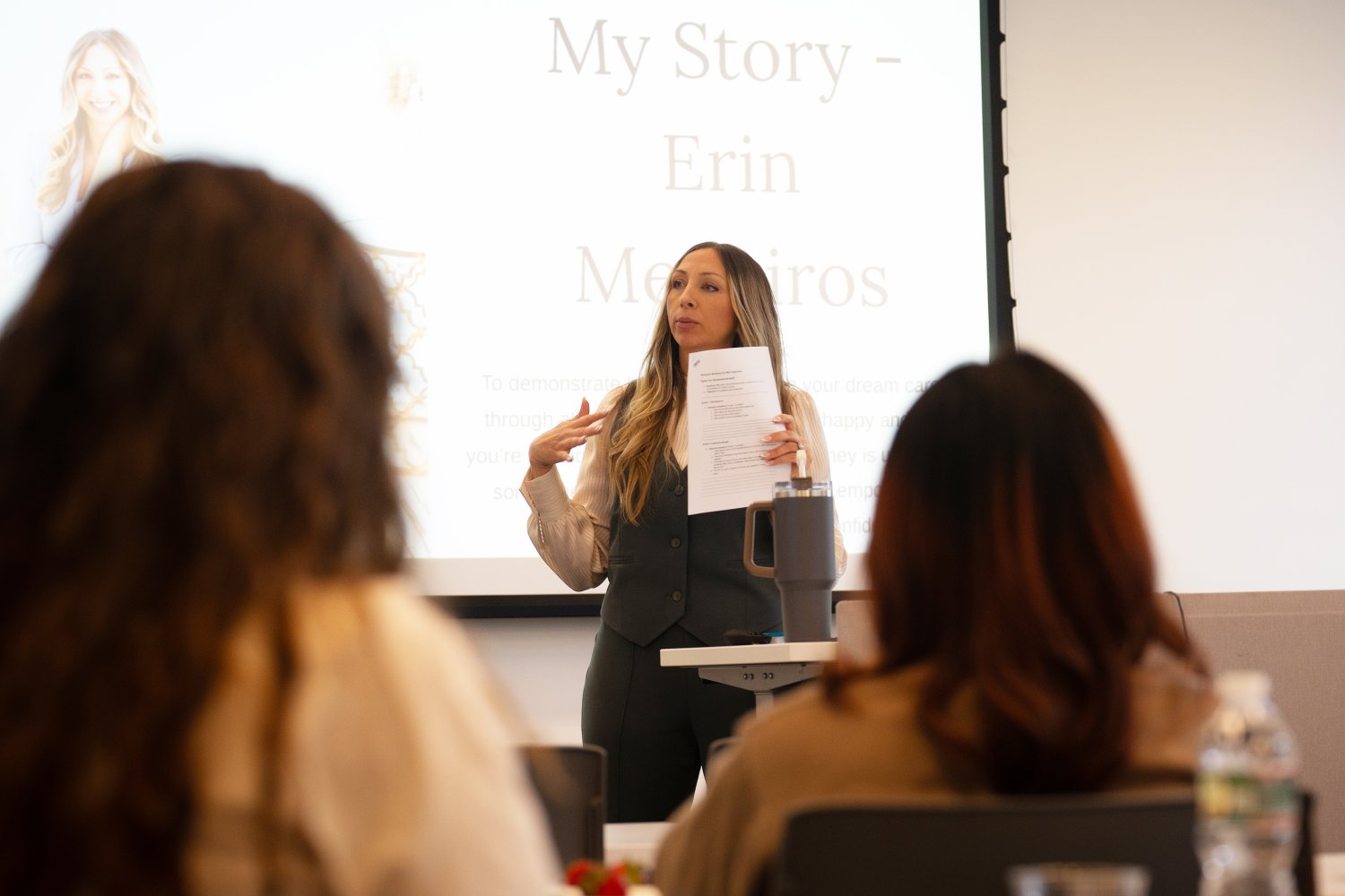 Erin Medeiros shares her entrepreneurial story with students.