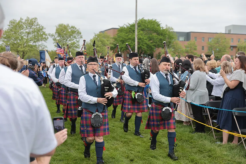 Bagpipers process